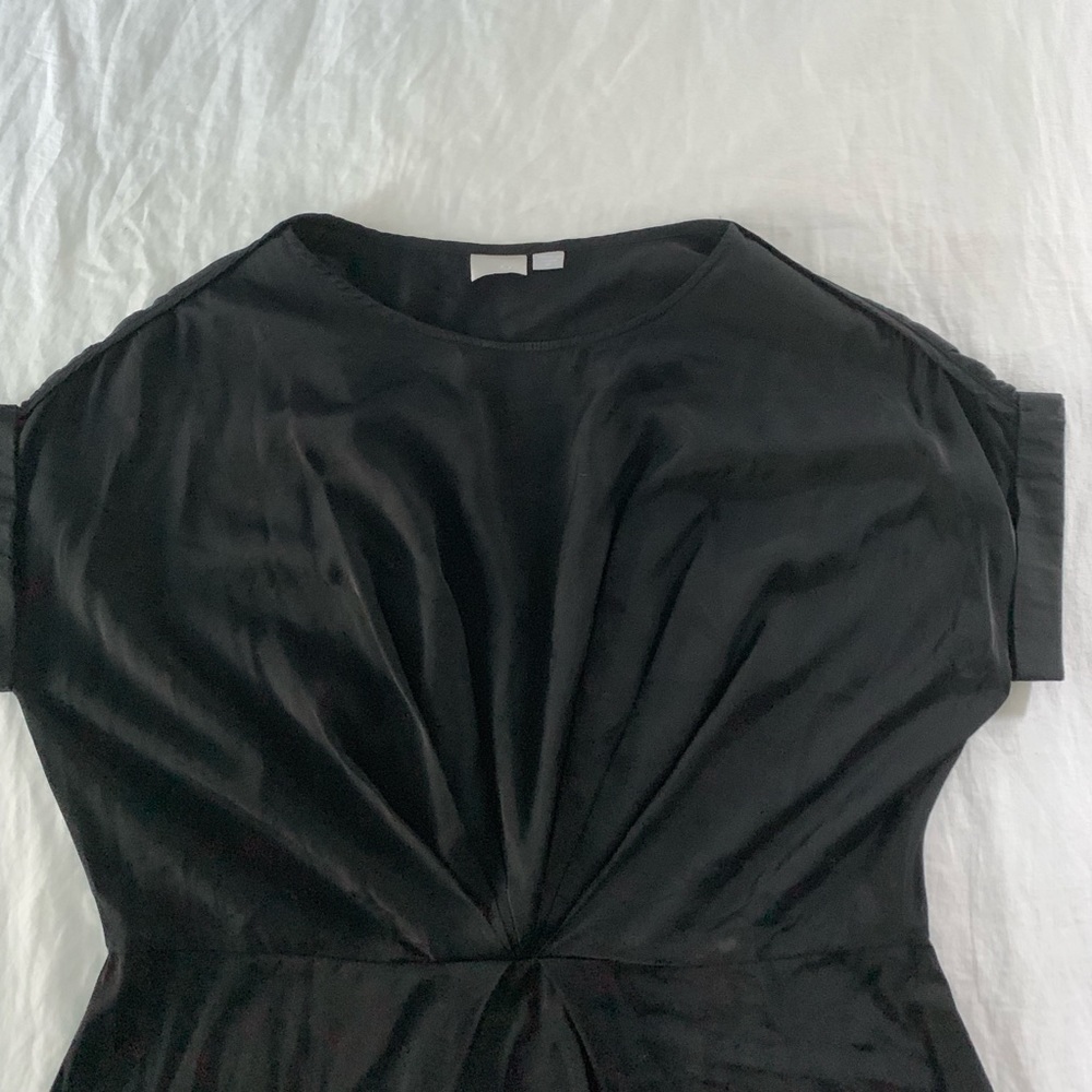 ‘O c’ - Open ceremony black dress
